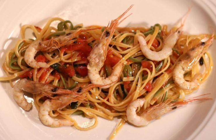 Piatto di pasta con pesce del ristorante Acciuga a Roma