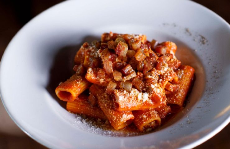 l'amatriciana dell'Hosteria Grappolo d'Oro